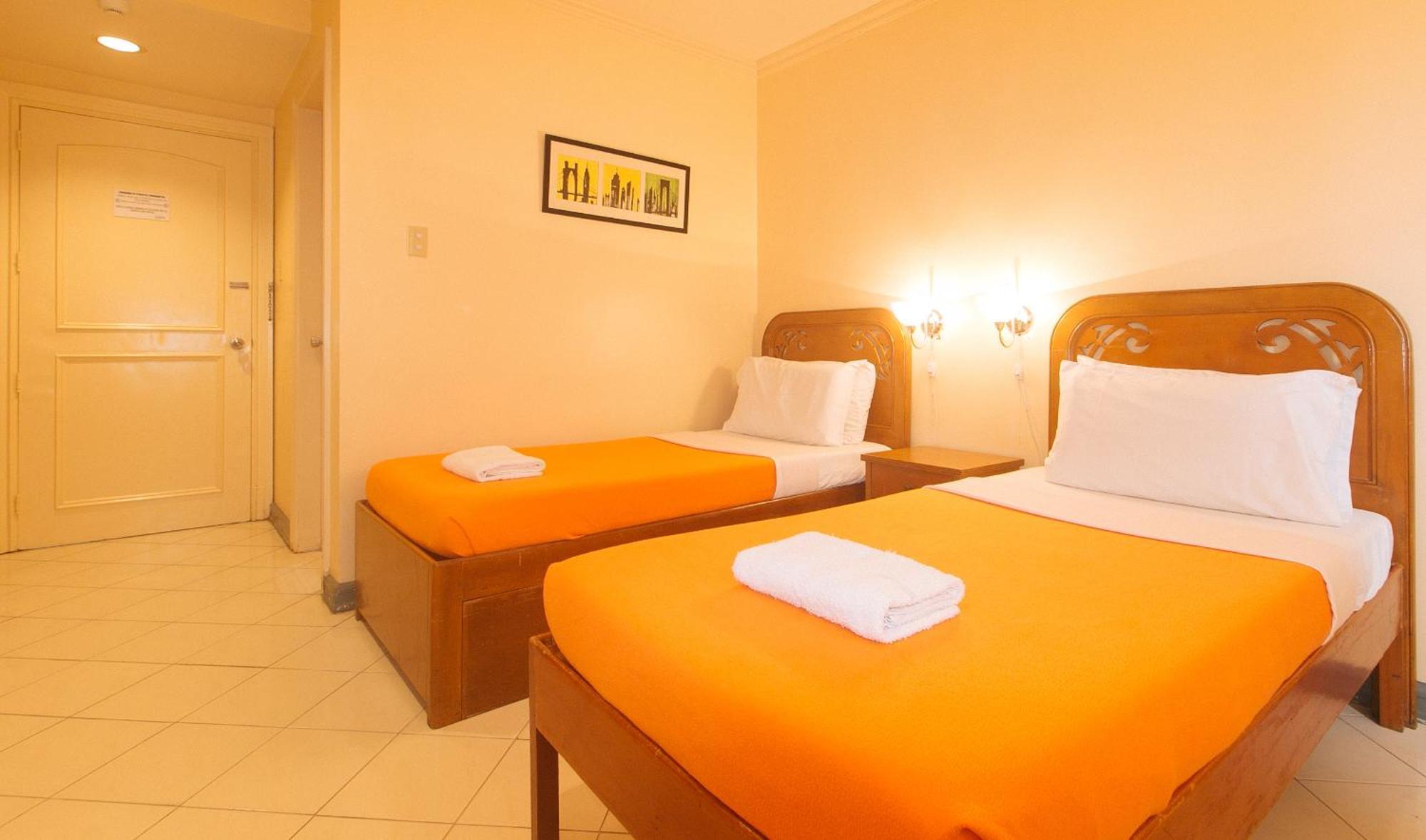 Royal Am Rei Hotel By Reddoorz Bacolod Kültér fotó