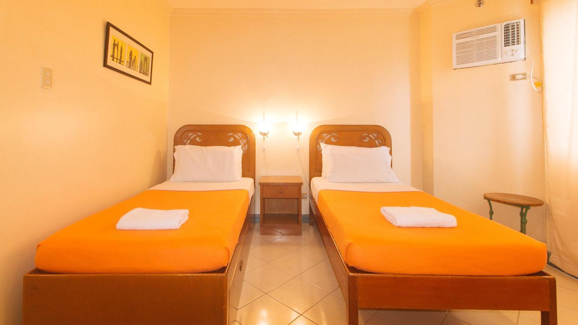 Royal Am Rei Hotel By Reddoorz Bacolod Kültér fotó