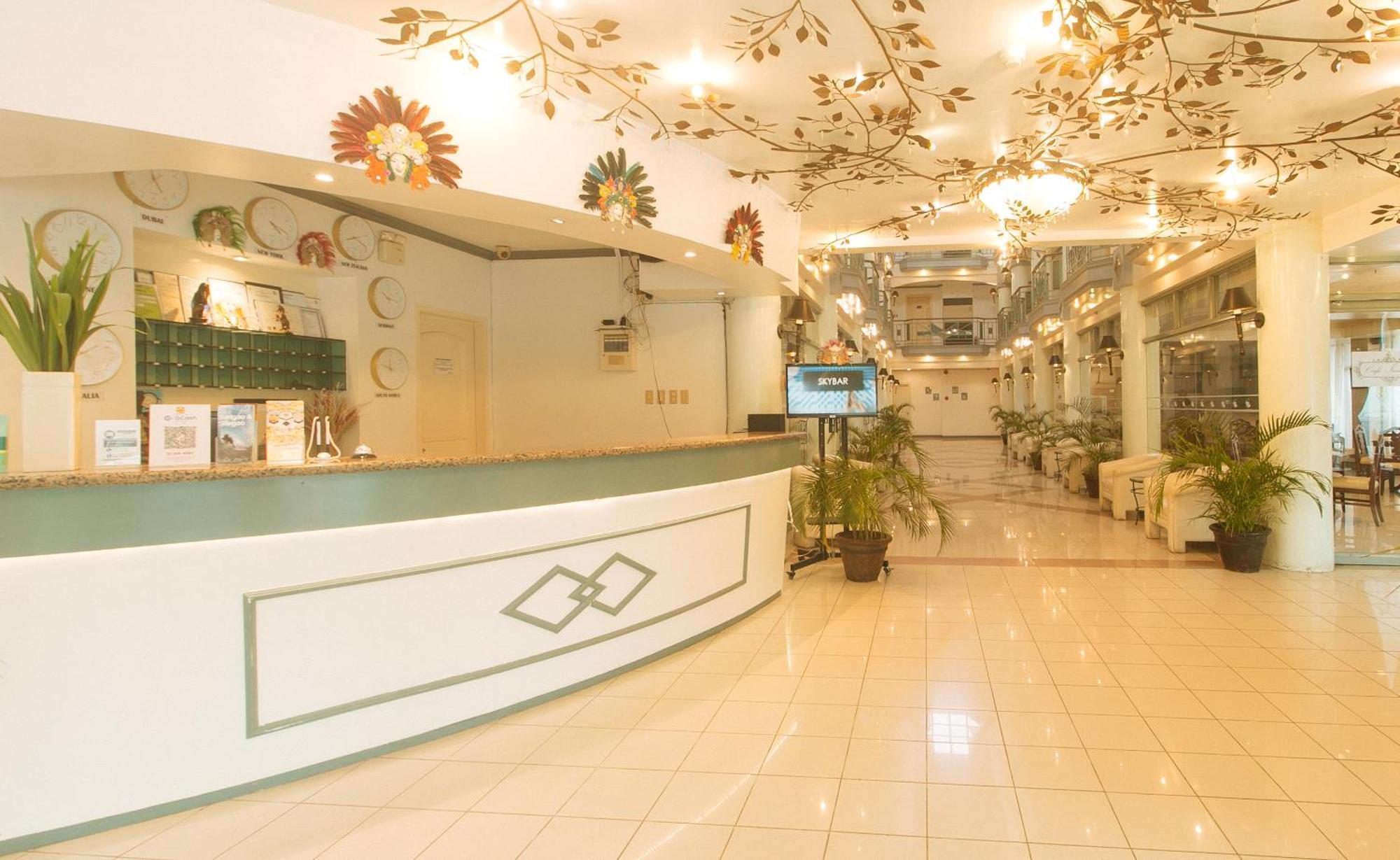 Royal Am Rei Hotel By Reddoorz Bacolod Kültér fotó