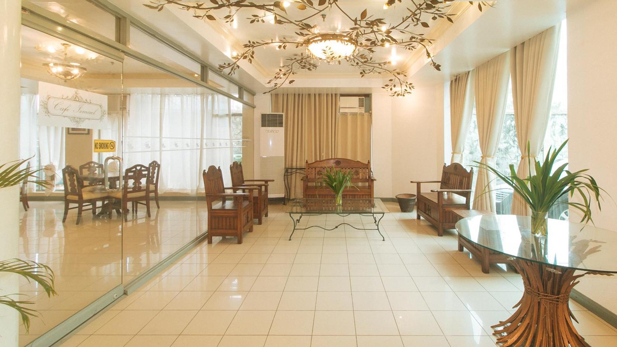 Royal Am Rei Hotel By Reddoorz Bacolod Kültér fotó