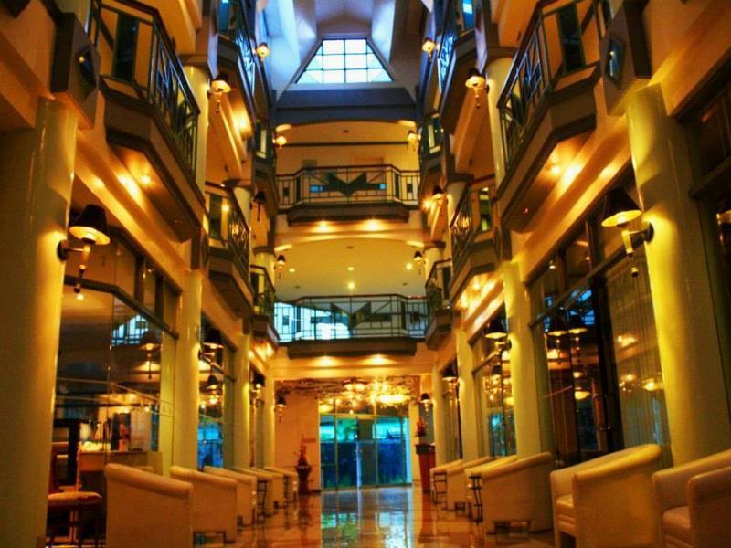 Royal Am Rei Hotel By Reddoorz Bacolod Kültér fotó